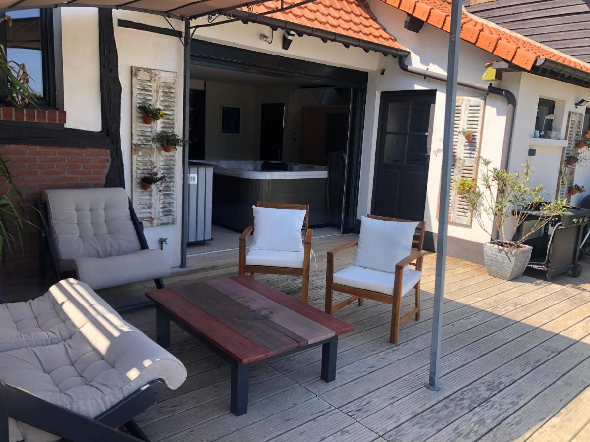 Gite Piscine Jacuzzi Privatises Clos Valentin Freulleville Екстериор снимка